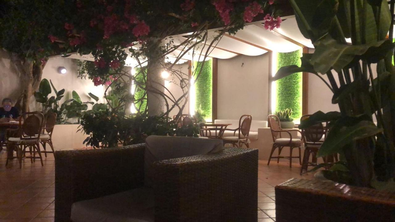 Hotel Redebora Torregrotta Exterior photo